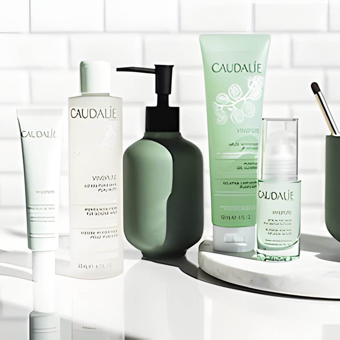 Free Caudalie Vinopure Pore Purifying Gel Cleanser