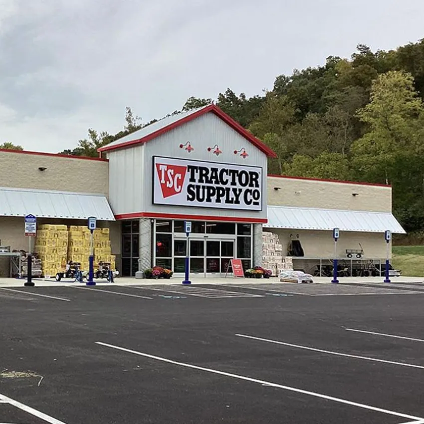 Free $10 Christmas Cash From Tractor Supply Co.