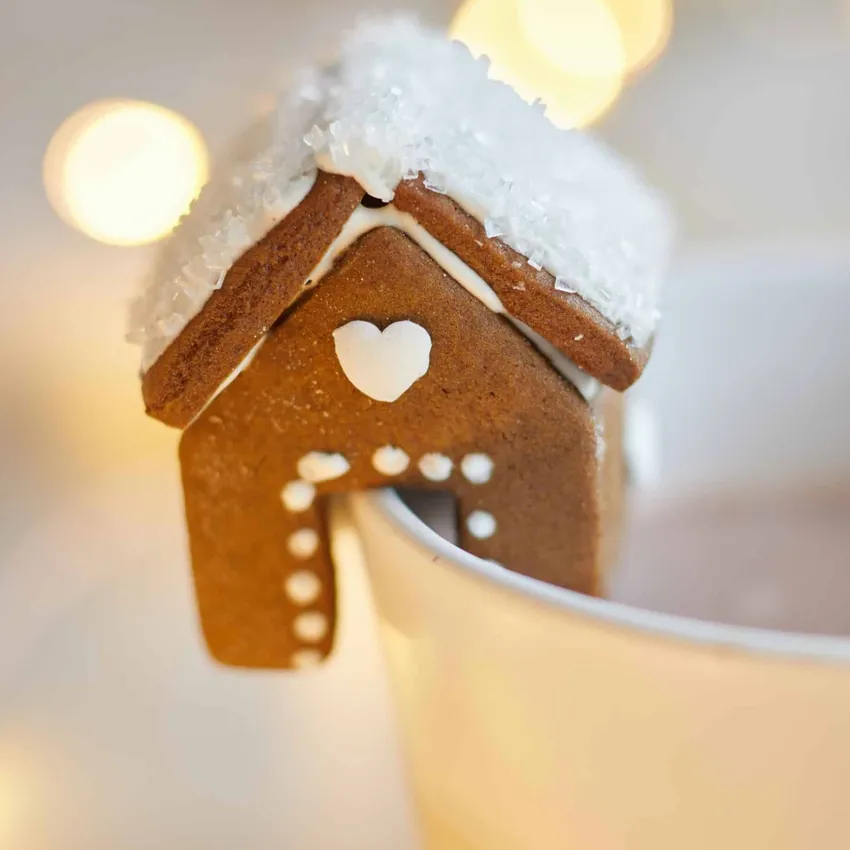 Free Gingerbread House Stacking Mugs