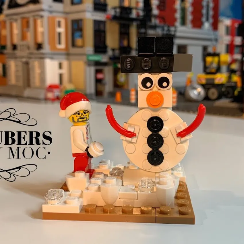 Free LEGO Snowman Build Kit