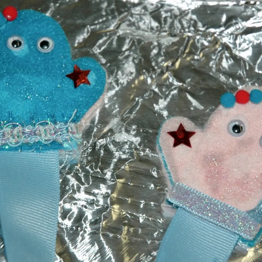 Free Mitten Bookmark From Jcpenney