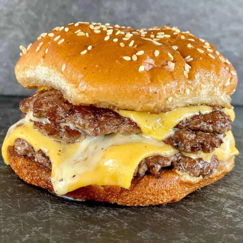 Free Single Smashed Burger Deluxe And Pancake Platter From Huddle House