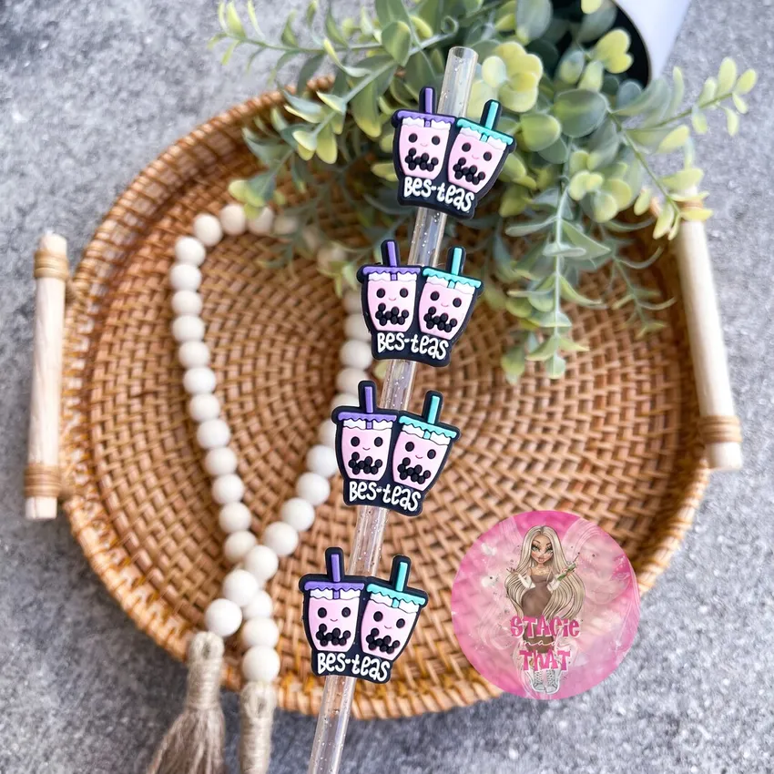 Free Smilings My Favorite Straw Charm