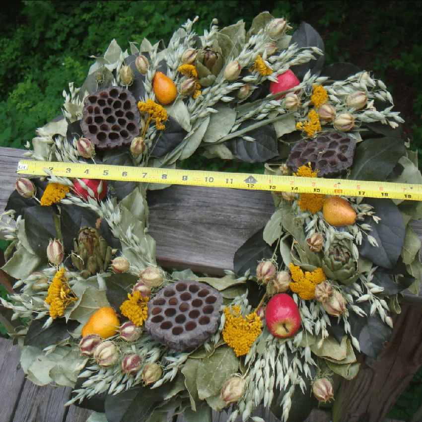 Free World Market Mini Wreath